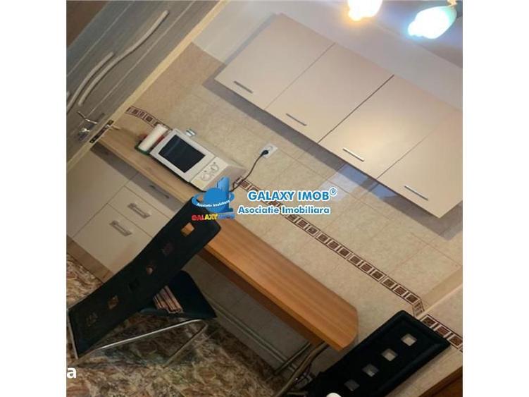 Casă cu 5 camere cu Teren 370 Mp în Nord