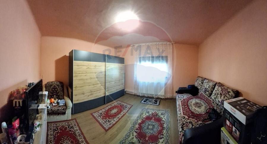 Casă individuală cu 3 camere cu Teren 1079 Mp în Fughiu