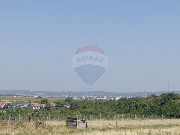 Teren Construcții intravilan de 2841 mp, în Apateu