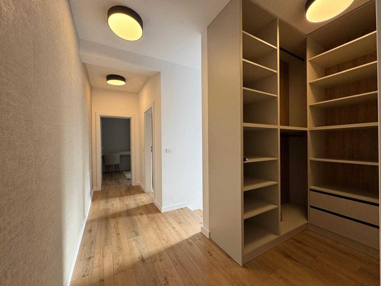 Casă cu 4 camere în Covaci