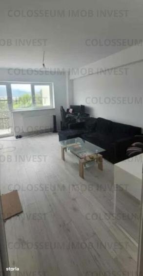 Apartament cu 3 camere decomandat în Tractorul