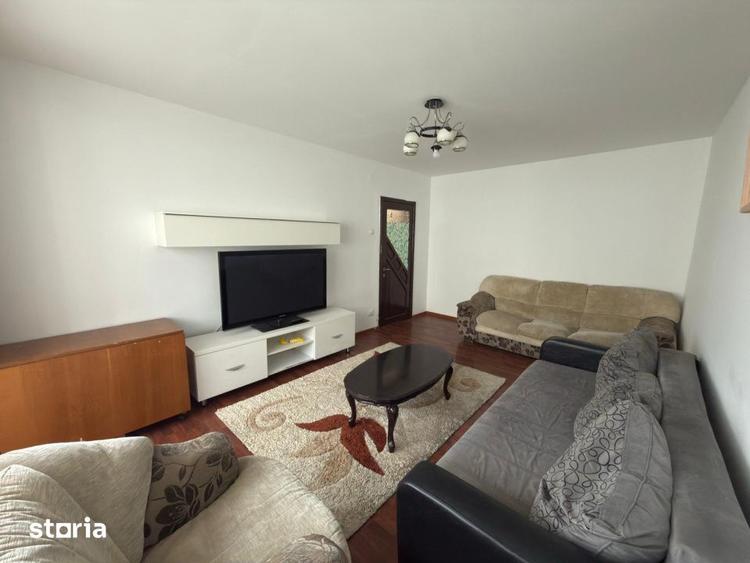 Apartament cu 3 camere decomandat în Republicii
