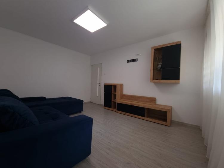 Apartament cu 2 camere decomandat, mobilat în Giurgiului
