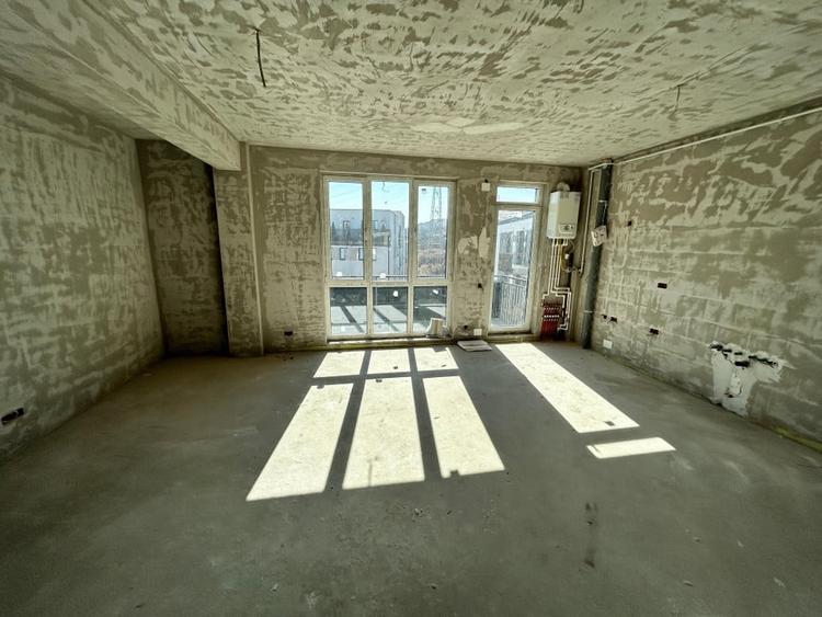 Apartament cu 2 camere semidecomandat în Florești — fotografia 3