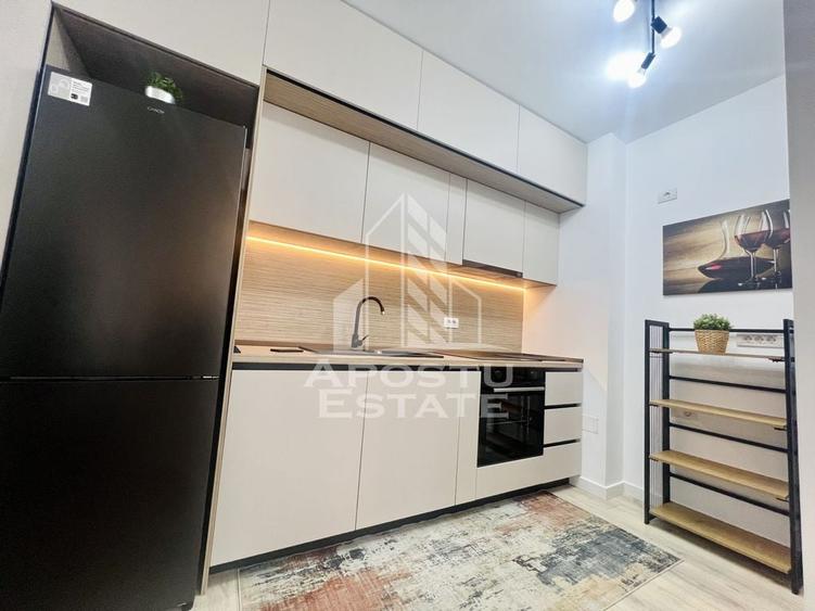 Apartament cu 2 camere semidecomandat, mobilat în Torontalului