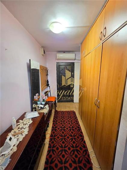 Garsonieră decomandată, mobilată în Soarelui