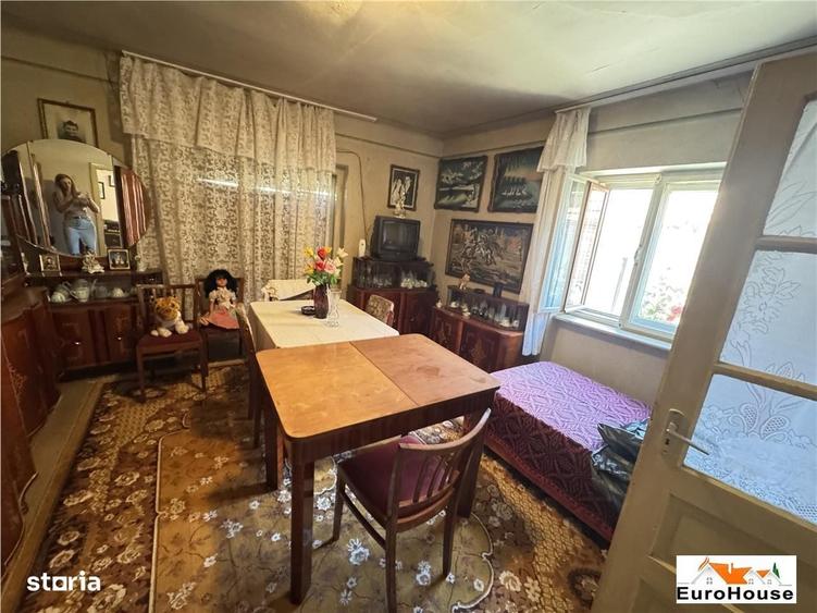 Casă cu 4 camere cu Teren 569 Mp în Central
