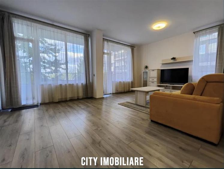 Apartament cu 2 camere semidecomandat, mobilat în Borhanci