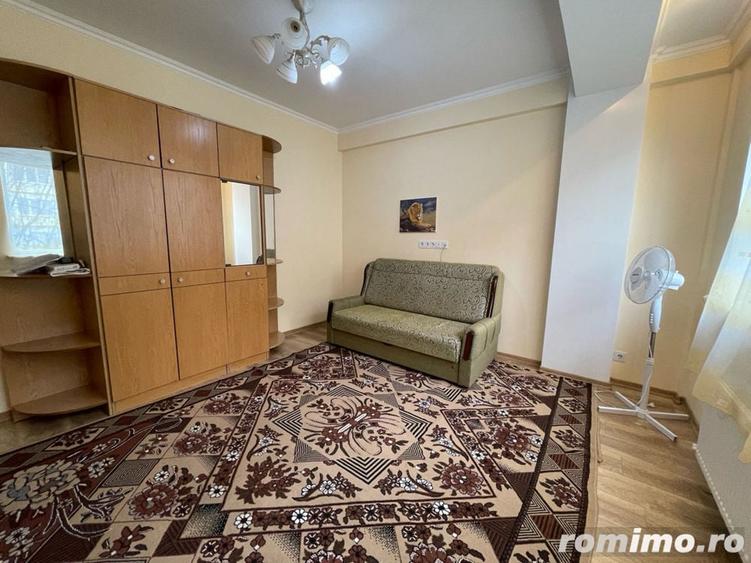 Garsonieră decomandată în Doamna Ghica
