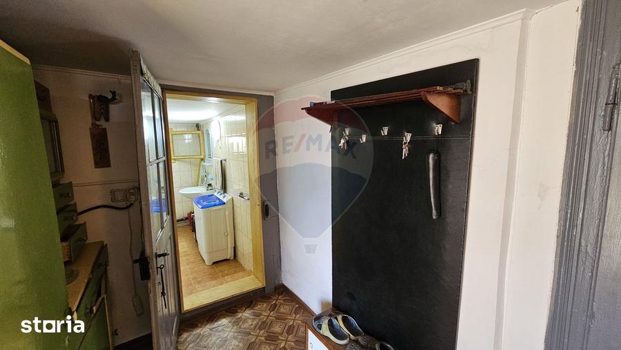 Casă cu 3 camere cu Teren 900 Mp în Poieni-Solca