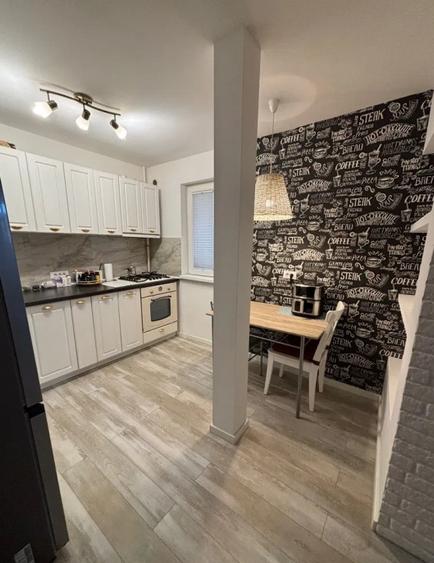 Apartament cu 3 camere decomandat, mobilat în Drumul Taberei