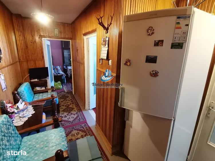 Apartament cu 2 camere decomandat în Precista