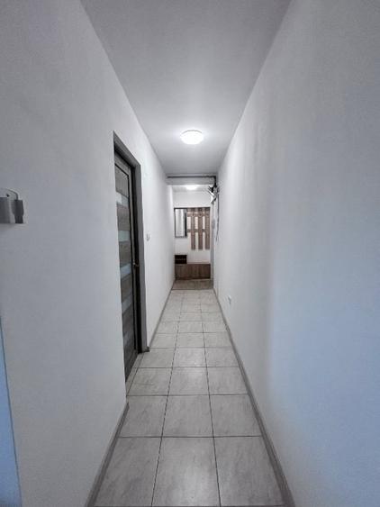 Apartament cu 3 camere semidecomandat, mobilat în Iosefin