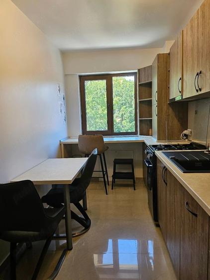 Apartament cu 2 camere nedecomandat în Hințești