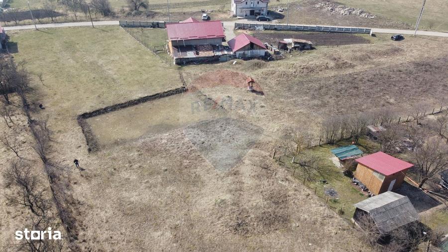 Teren de 3591 mp, în Aghireșu