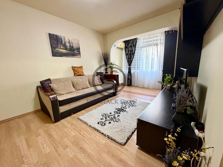 Apartament cu 2 camere semidecomandat, mobilat în Malu Roșu