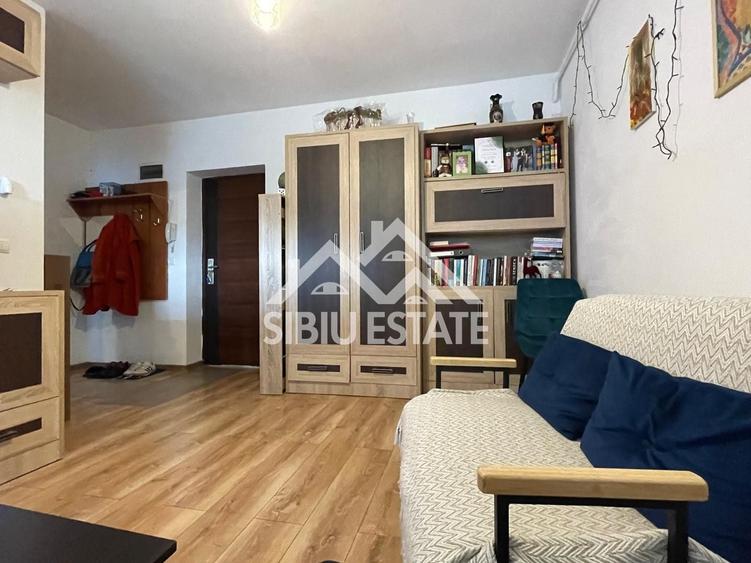 Apartament cu 2 camere în Industrial Vest