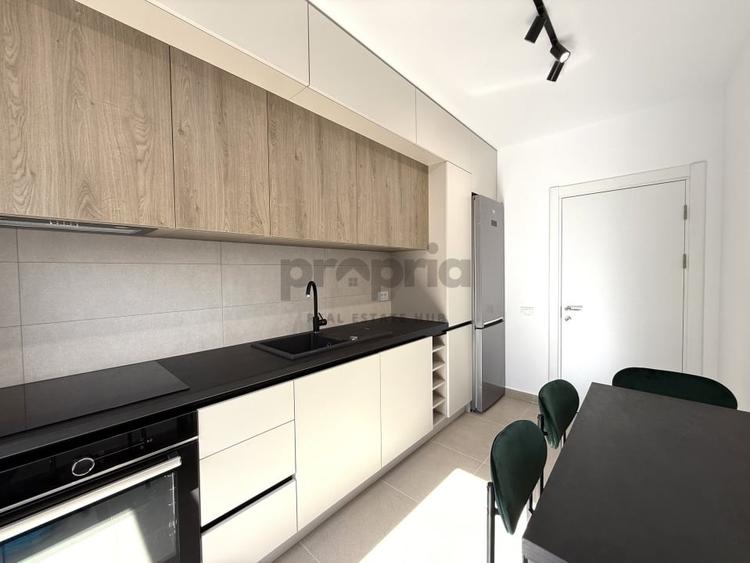 Apartament cu 2 camere decomandat, mobilat în Cristian