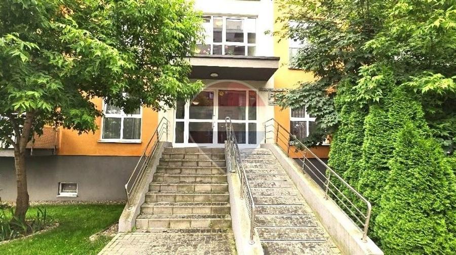 Apartament cu 2 camere decomandat, mobilat în Avantgarden