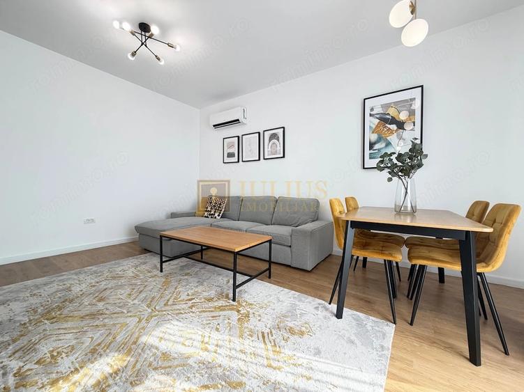 Apartament cu 6 camere decomandat în Central