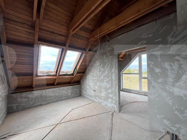 Duplex cu 5 camere cu Canalizare în Făget