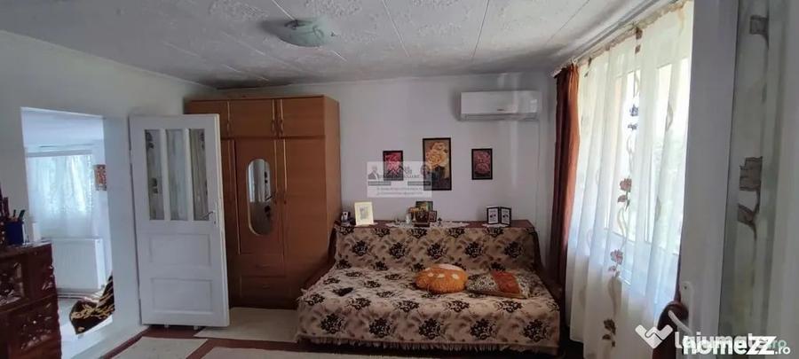 Casă cu 2 camere cu Teren 3811 Mp în Buciumeni