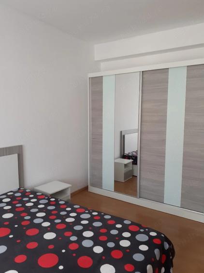 Proprietar inchiriez apartament spa?ios 3 camere + garaj zona Pia?a Spitalului - 3
