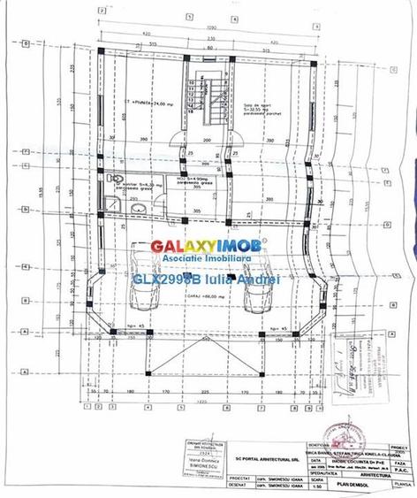 Casă cu 7 camere cu Teren 2700 Mp în Central