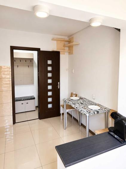 Apartament cu 2 camere semidecomandat în Inel I