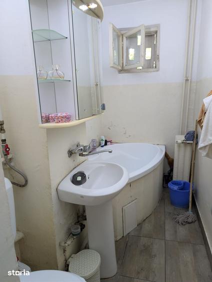 Apartament cu 2 camere semidecomandat în Vest