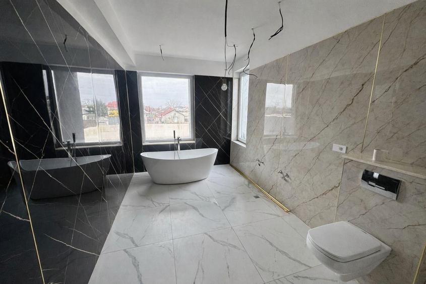 Casă individuală cu 4 camere cu Piscina în Cernica