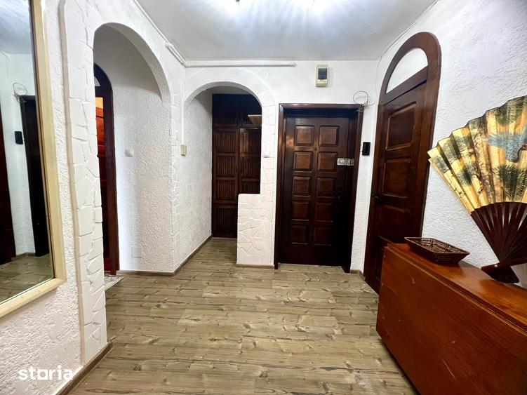 Apartament cu 3 camere în Ultracentral