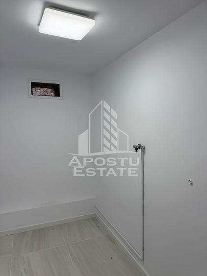 Casă individuală cu 8 camere cu Canalizare în Fabric