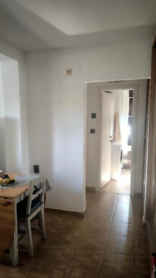 Apartament cu 2 camere decomandat, mobilat în Brâncoveanu