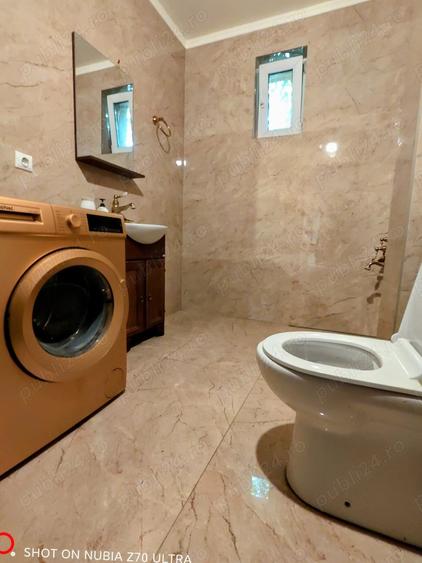 Casă cu 6 camere cu Teren 960 Mp în Ronaț