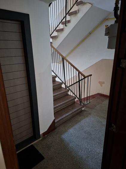 Apartament cu 2 camere semidecomandat în Calea București