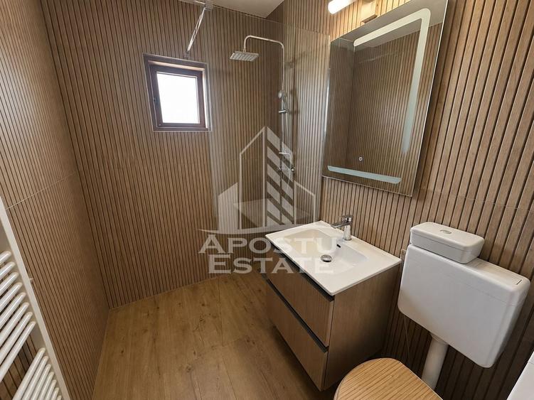 Apartament cu 2 camere semidecomandat, mobilat în Soarelui