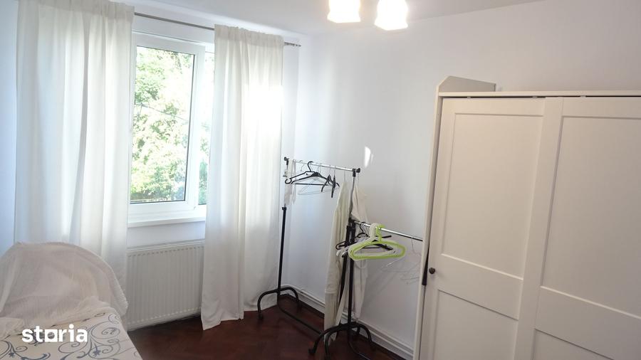Apartament cu 4 camere decomandat în Kogălniceanu