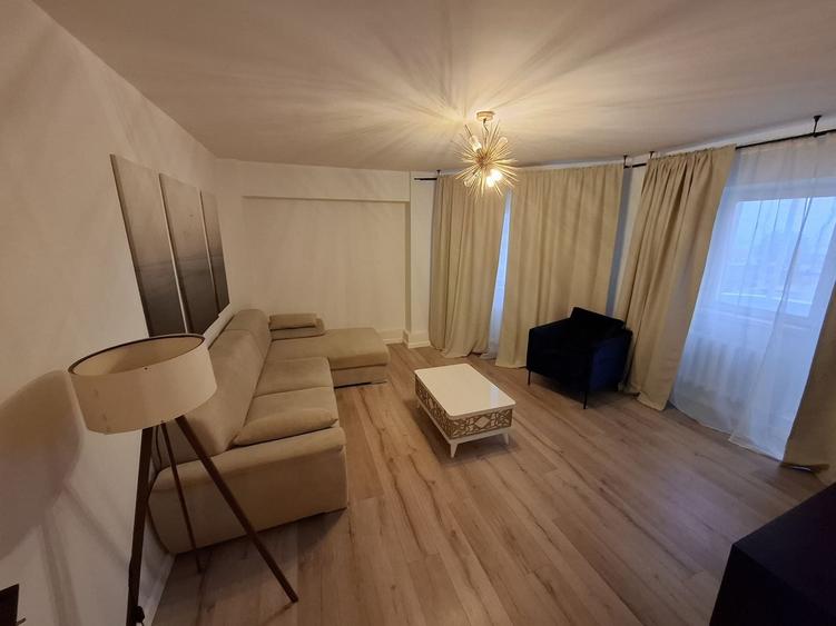 Apartament cu 2 camere decomandat, mobilat în Faleza Nord