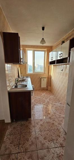 Apartament cu 2 camere decomandat în Drumul Taberei