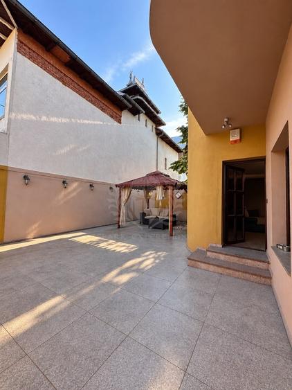 Casă individuală cu 4 camere cu Teren 249 Mp în Sud