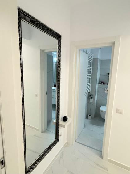 Apartament cu 2 camere decomandat în Podu Roș