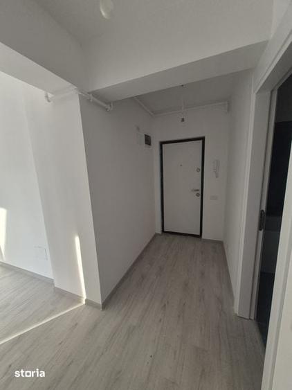 Apartament cu 2 camere semidecomandat în Berceni