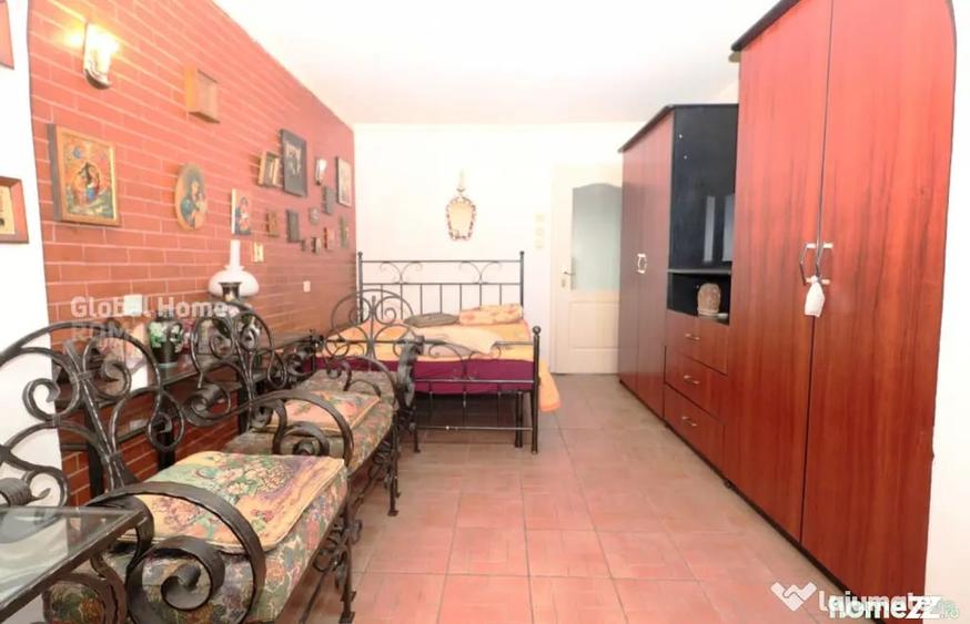 Apartament cu 4 camere decomandat în Titulescu