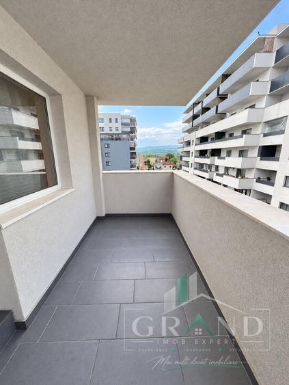 Apartament cu 3 camere semidecomandat, mobilat în Mărăști