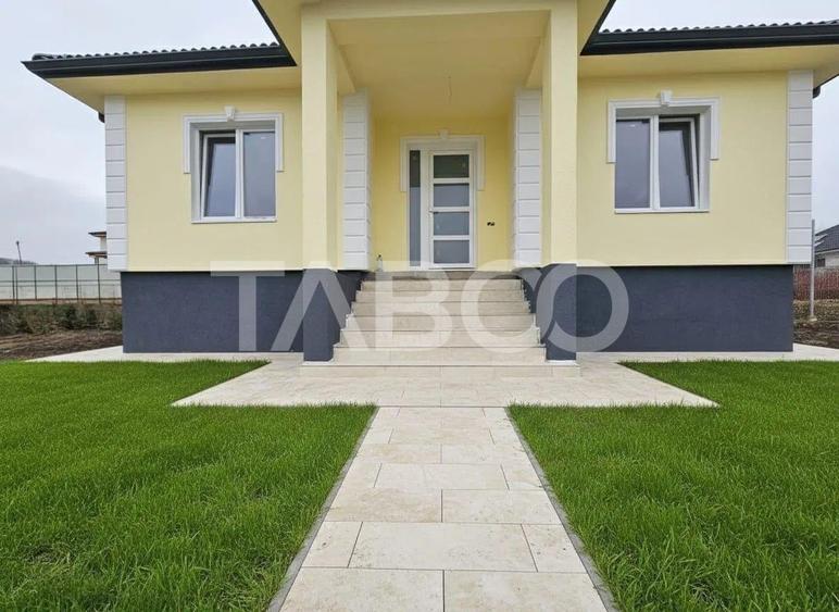 Casă individuală cu 4 camere cu Canalizare în Cisnădie