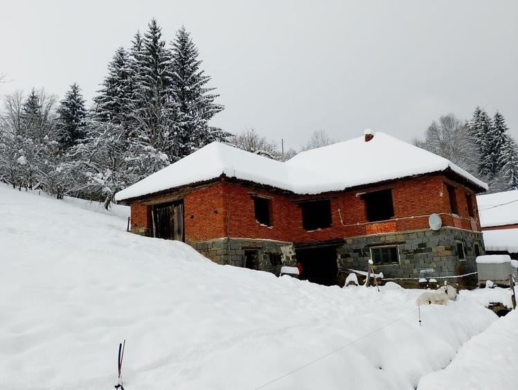 Apartament cu 2 camere în Hălmagiu
