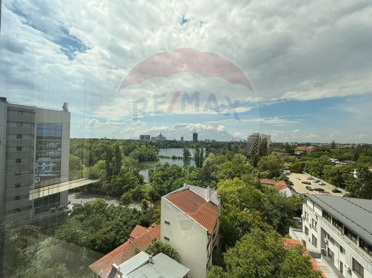 Birou, de 201.38000488281 mp, în Băneasa