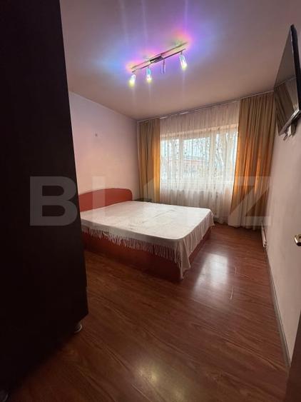 Apartament cu 2 camere semidecomandat, mobilat în Micro 6