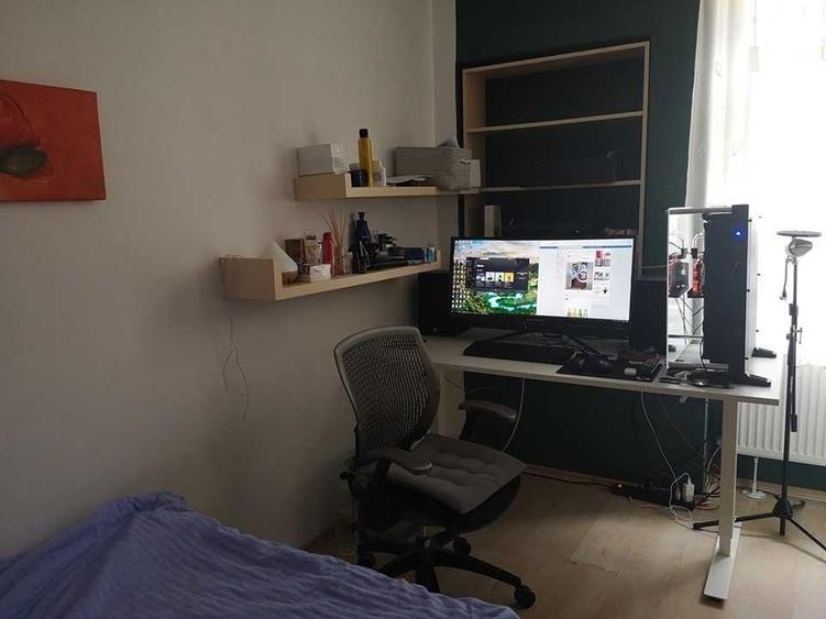 Apartament cu 4 camere decomandat în Ultracentral